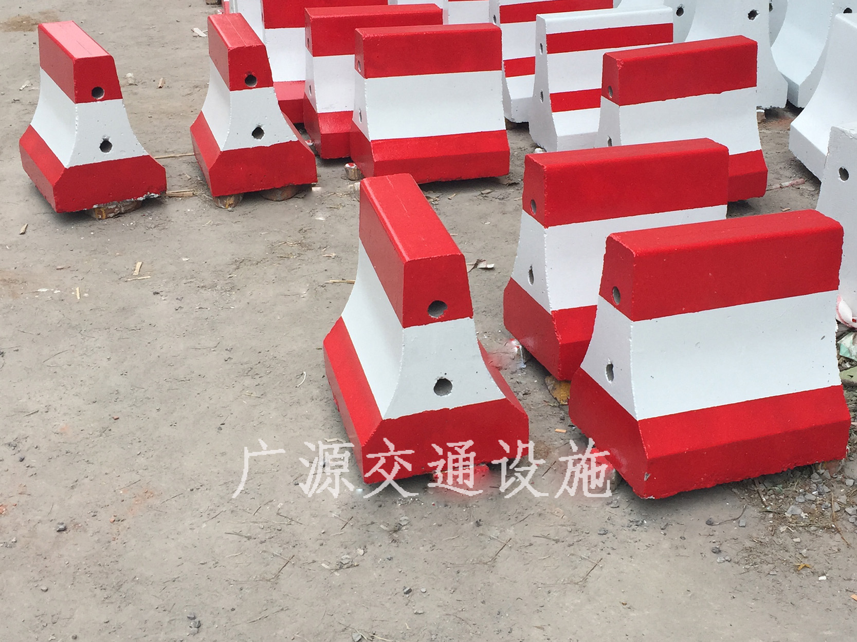500×500小隔离墩 