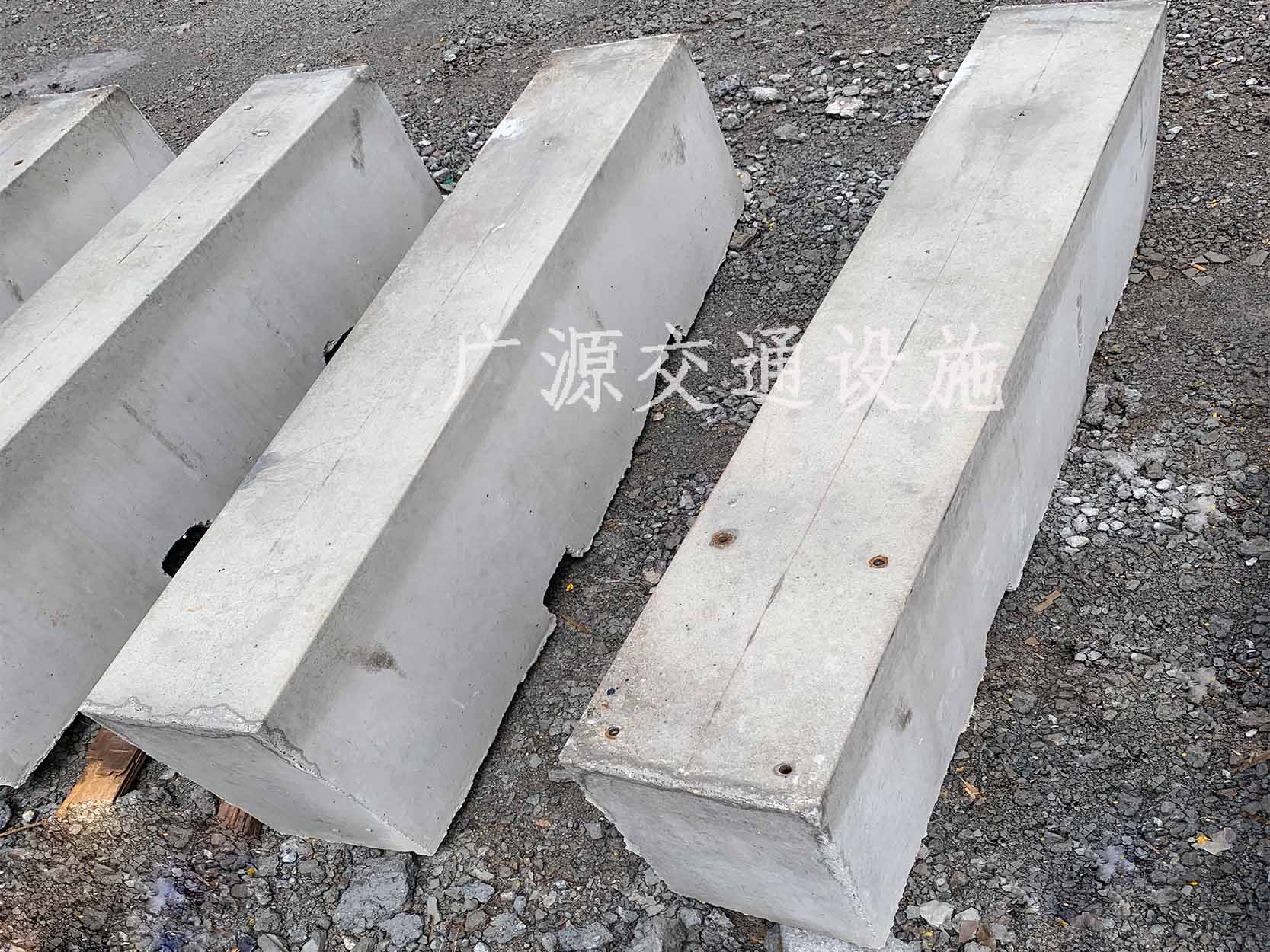 1700×350轨道交通水泥墩