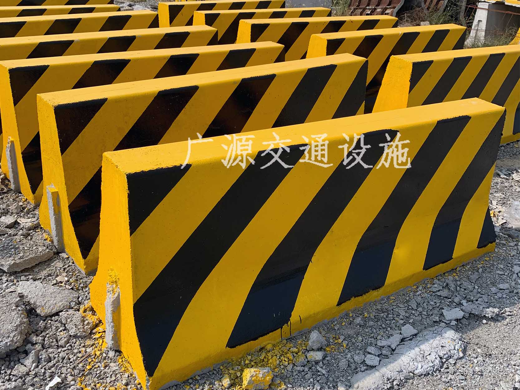 2000×800新泽西隔离墩