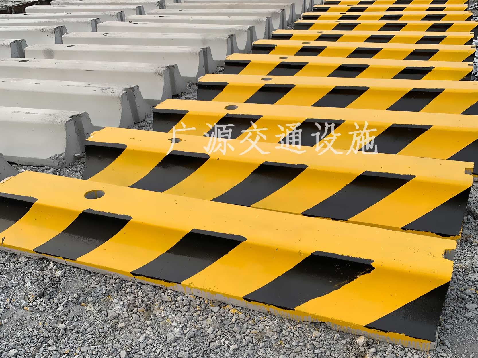 300×2000护栏隔离墩