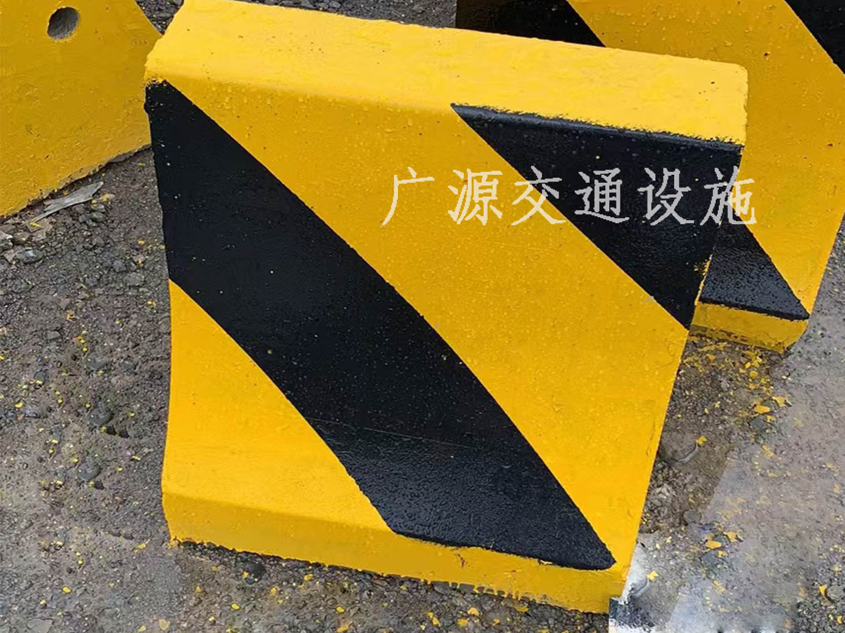 500×500小隔离墩
