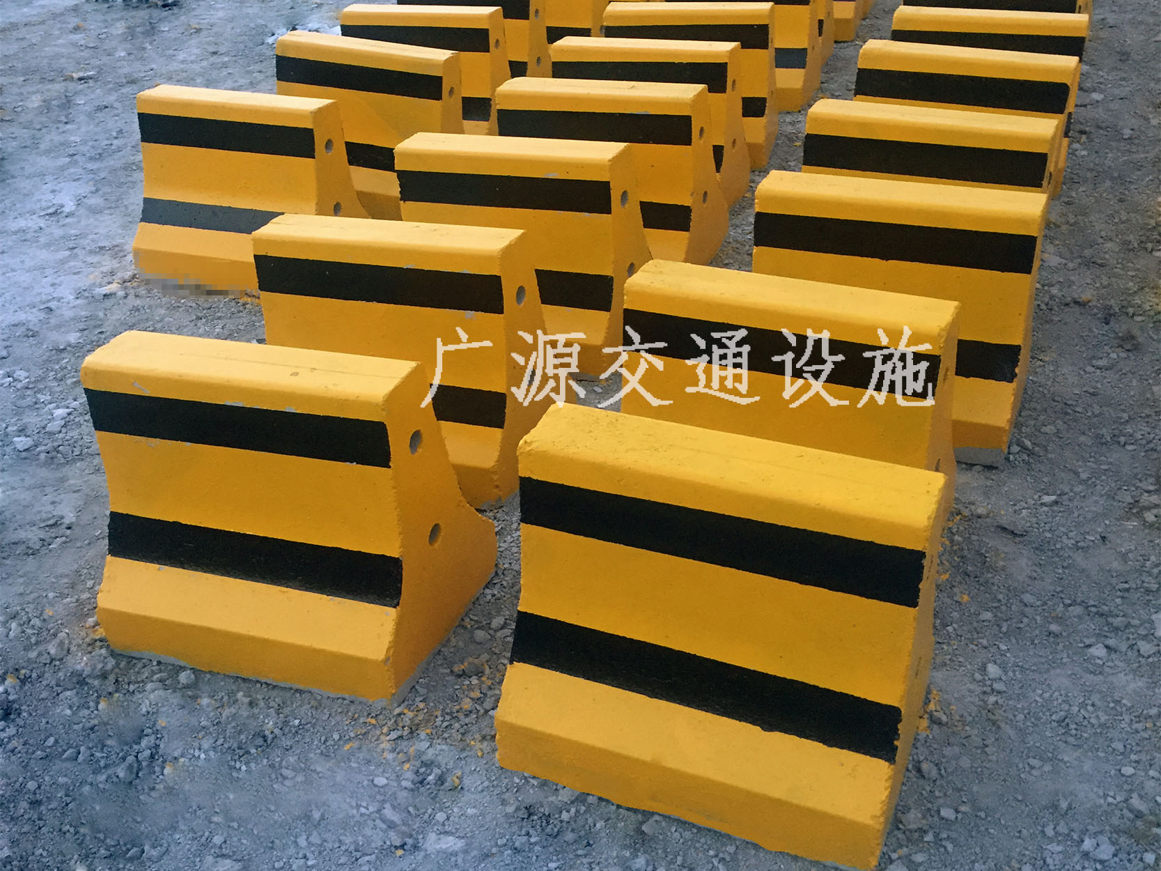 500×500小隔离墩