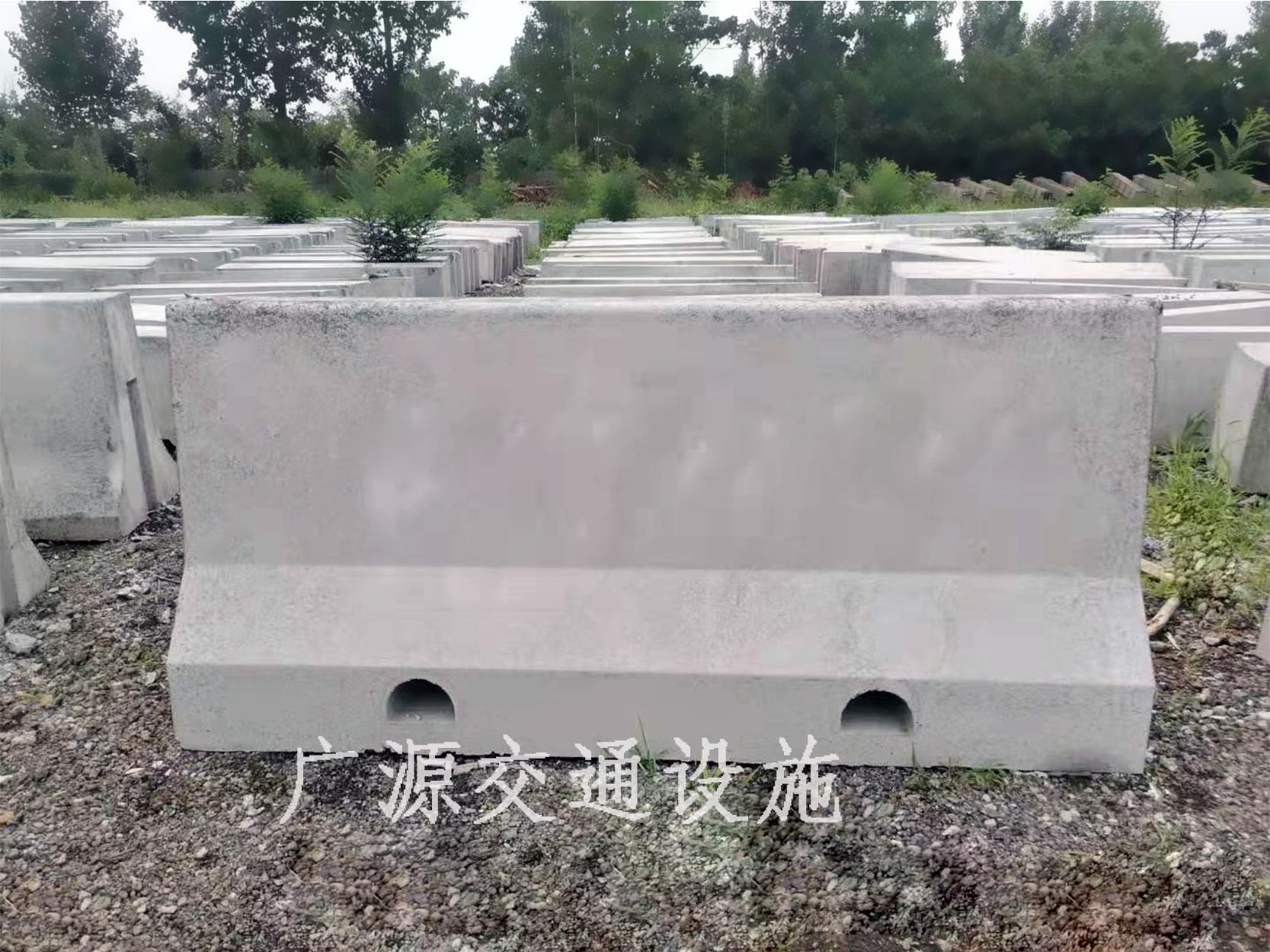2000×930高速新泽西隔离墩