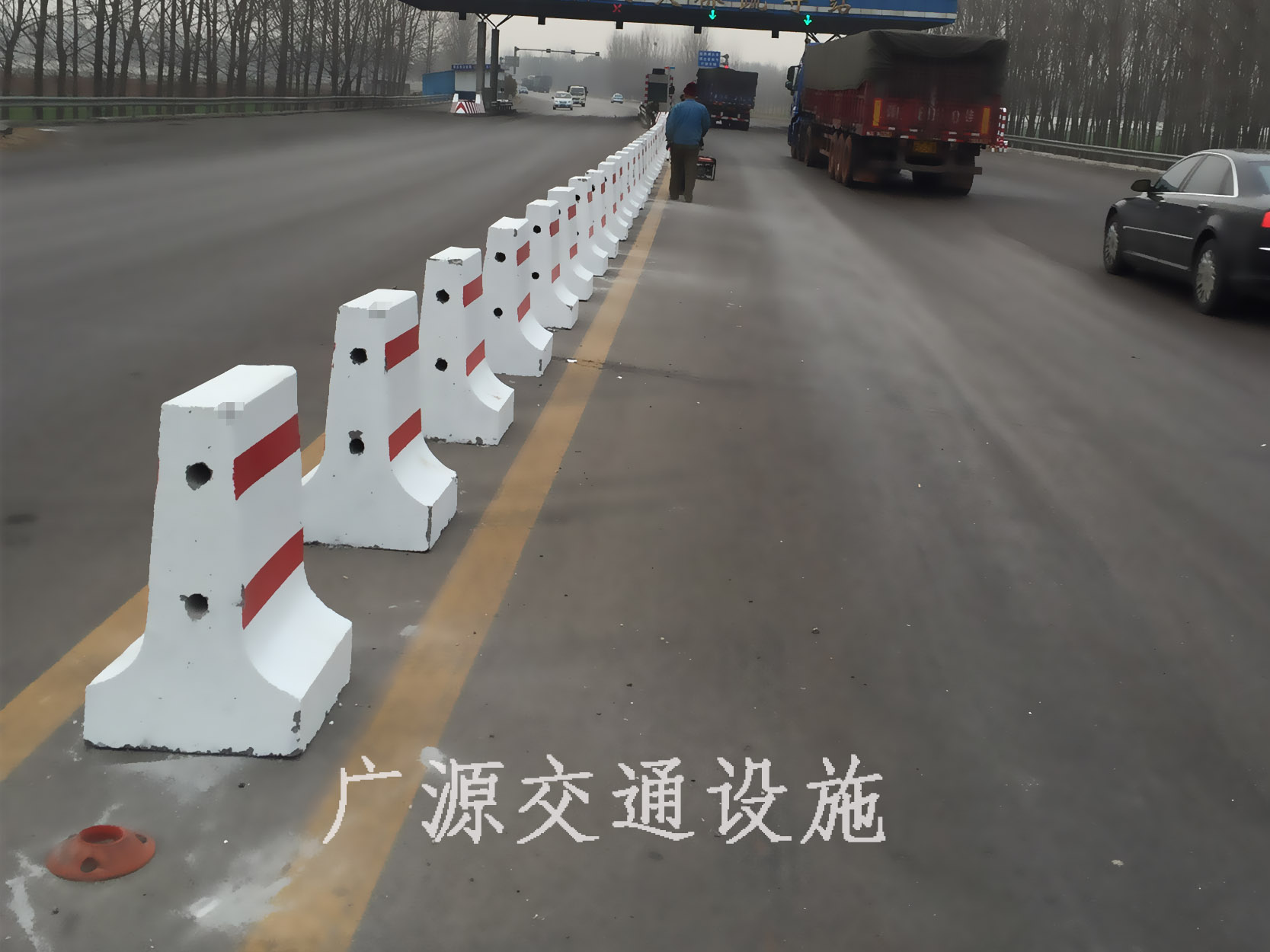 500×800中隔离墩